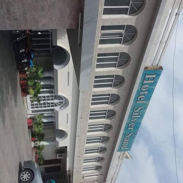 Hotel Silver Sand Multan Exterior foto