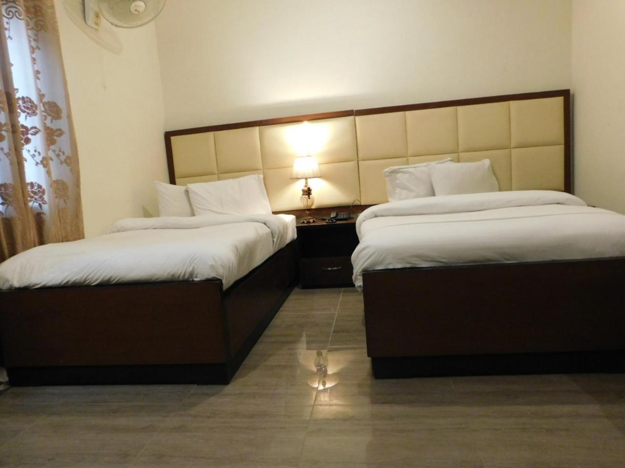 Hotel Silver Sand Multan Exterior foto